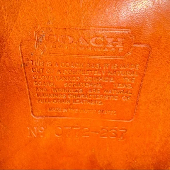 COACH Vintage 90s Station Bag British Tan Glove Tanned Leather Turnlock Handbag - Picture 15 of 16